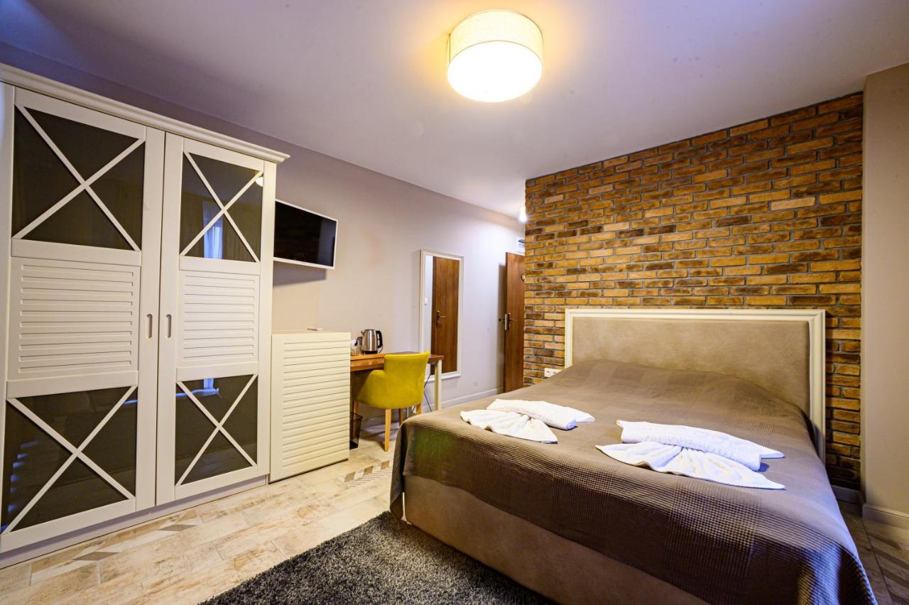 Antique Boutique Hotel Pavel Banya Esterno foto