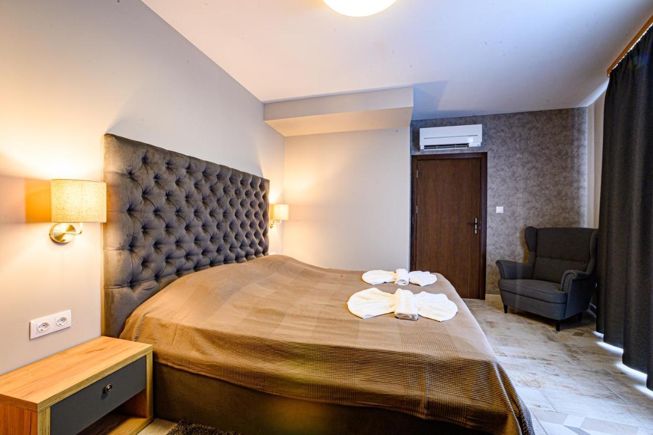 Antique Boutique Hotel Pavel Banya Esterno foto