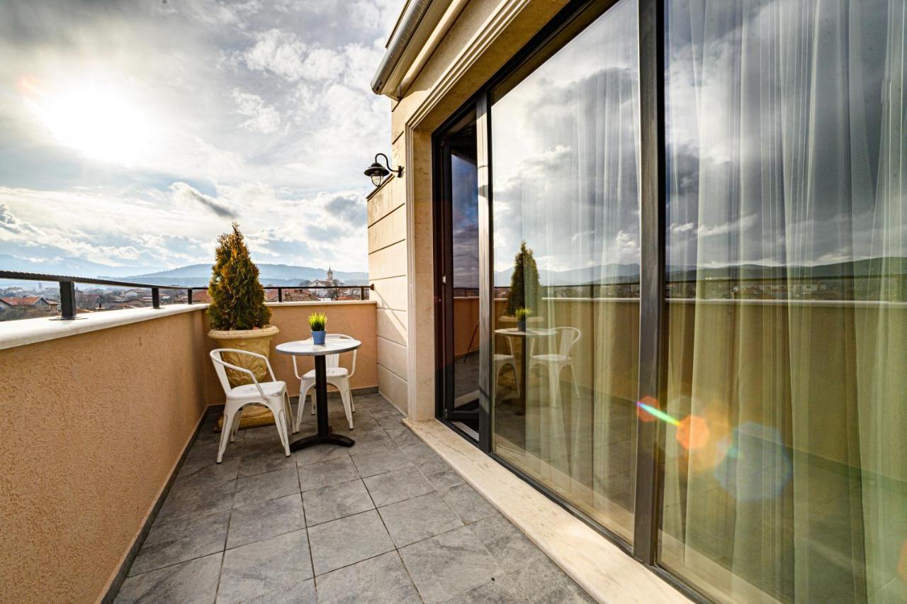 Antique Boutique Hotel Pavel Banya Esterno foto