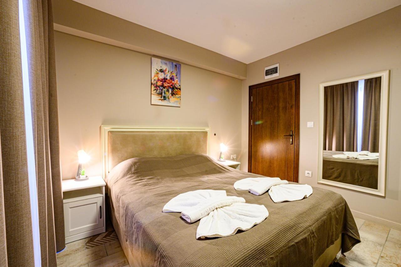 Antique Boutique Hotel Pavel Banya Esterno foto