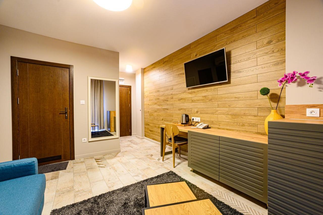 Antique Boutique Hotel Pavel Banya Esterno foto