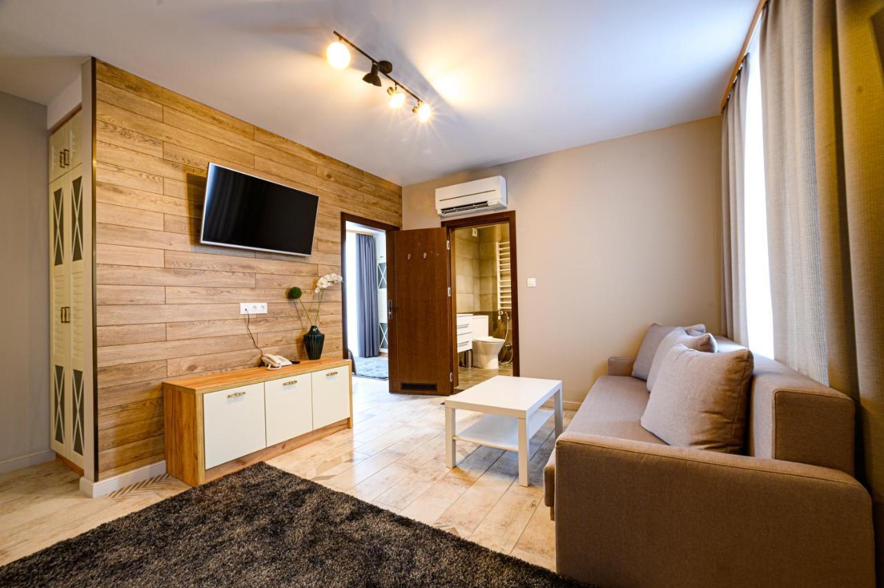 Antique Boutique Hotel Pavel Banya Esterno foto